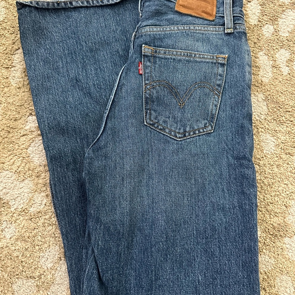 Levi's woman’s Blue Jeans